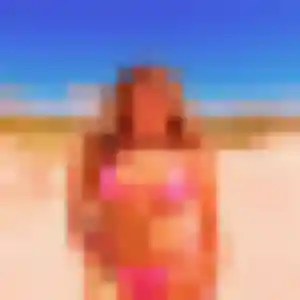 Dana, 23 ans, en ligne à Hénanbihen pour une rencontre coquine