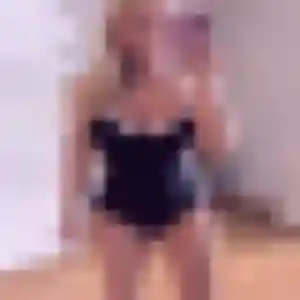 Alessandra de Herbeys, 25 ans - plan cul discret