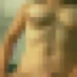 Xaviere, 25 ans, connectée à Heuqueville pour une rencontre coquine