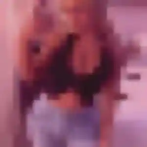 Ursule, 24 ans, cherche un plan cul à Holving
