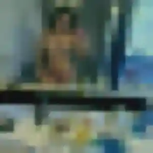 Ilona, 27 ans, connectée à Hondschoote pour un plan cul