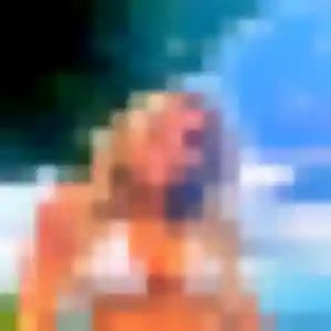 Photo privée de Amel, 36 ans à Houssen - plan discret
