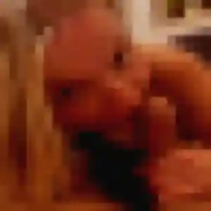Laurence, fille de 27 ans cherche plan cul à Igé