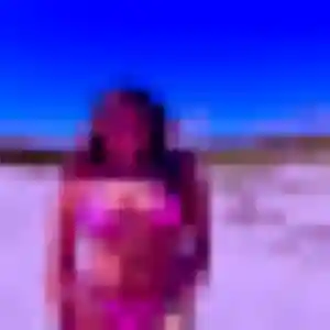 Rencontre Siham, 34 ans à Injoux-Génissiat gratuitement
