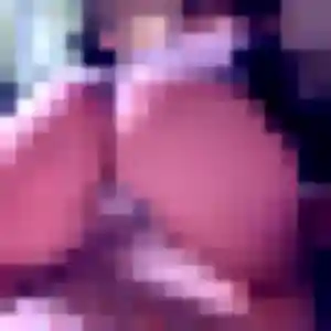 Lena, 23 ans, connectée à Juillan pour une rencontre coquine