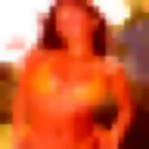 Camille, 32 ans, dispo pour plan cul à Kerlouan