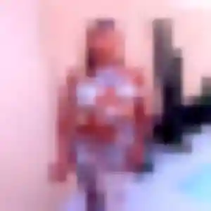Photo exclusive de Dina, 43 ans à La Baussaine - plan discret