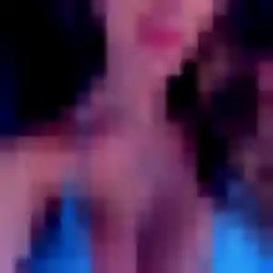 Découvre Anne-Marie, 32 ans à La Bazoge-Montpinçon en privé