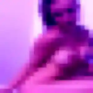 Ninon (36 ans) à La Châtre attend un plan cul ce soir