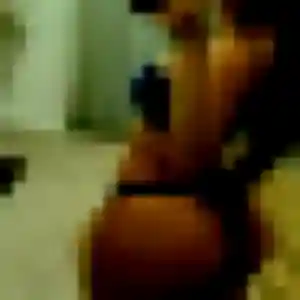 Uranie (45 ans) à La Combe-de-Lancey attend une rencontre ce soir