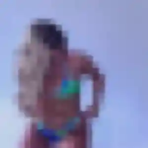 Rym (23 ans) à La Gacilly cherche un plan cul rapidement