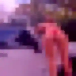 Rejoins Caroline, 36 ans à La Gresle gratuitement