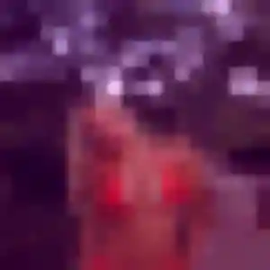 Capucine (30 ans) à La Guiche propose une rencontre ce soir
