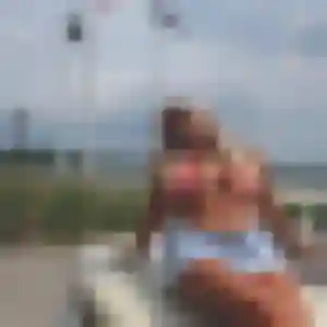 Caroline (25 ans) à La Hague cherche un plan cul aujourd'hui