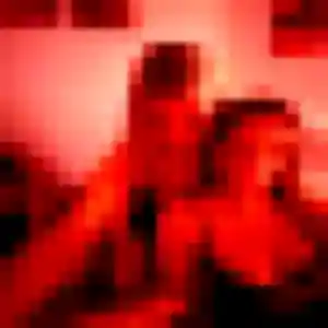 Photo privée de Zineb, 42 ans à La Haye-Malherbe - plan discret