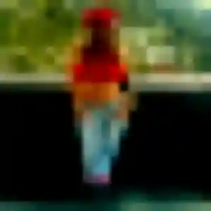 Photo de Aurelie à La Roche-l'Abeille (45 ans) - plan cul discret