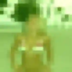 Stephanie, 30 ans, connectée à La Roche-l'Abeille pour une rencontre coquine