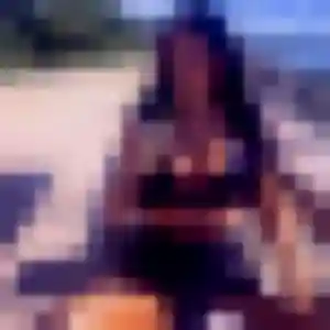 Profil de Noemie à La Roche-sur-Yon (23 ans) - plan cul gratuit