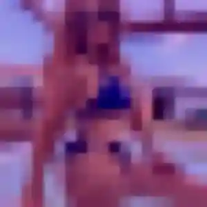 Janine, 28 ans, cherche un plan cul à La Rue-Saint-Pierre