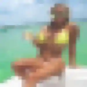 Emeraude, 29 ans, connectée à La Saulce pour un plan cul