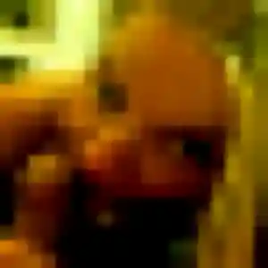 Photo de Typhaine à La Trinité-Surzur (32 ans) - plan cul discret