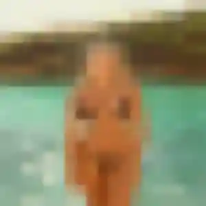 Ameline, 29 ans, connectée à Labastidette pour un plan cul
