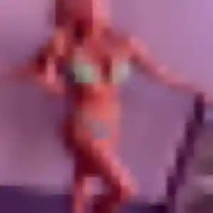 Olga de Lachelle, 23 ans - plan cul discret