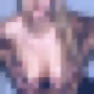 Faustine, femme de 38 ans cherche plan cul à Laglorieuse