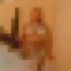 Johanna (32 ans) à Lahonce propose un plan cul ce soir