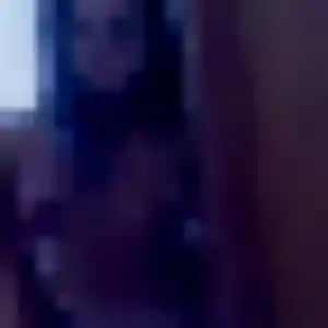 Découvre Ilona, 22 ans à Lailly-en-Val en privé