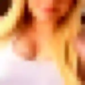 Photo de Suzanne à Lallaing (38 ans) - plan cul discret