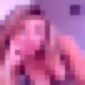 Isaure, 23 ans, connectée à Lamarque-Pontacq pour une rencontre coquine
