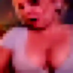 Bettina, 25 ans, dispo pour plan cul à Langres