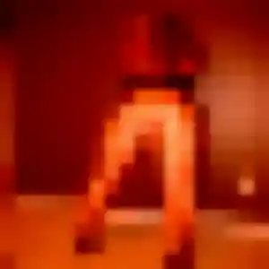 Sexy Meriem, 23 ans à Lanvéoc - voir sa photo