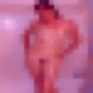 Rejoins Iris, 24 ans à Larressore en privé