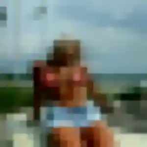 Valentina (44 ans) à Le Biot propose un plan cul rapidement