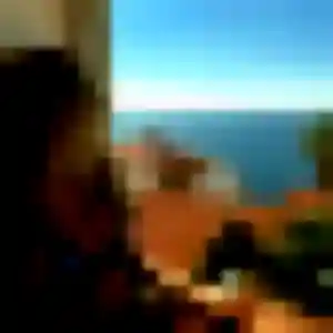 Photo de Oumaima à Le Cheix (38 ans) - plan cul anonyme