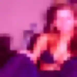 Iris, 22 ans, cherche un plan cul à Le Croisic
