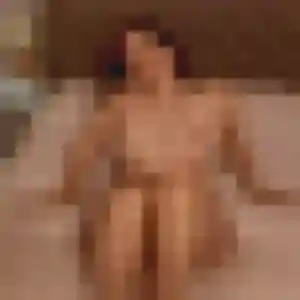 Rebecca, 23 ans, en ligne à Le Haut-Corlay pour une rencontre coquine