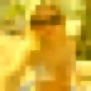 Photo de Raphaelle à Le Mêle-sur-Sarthe (27 ans) - plan cul anonyme