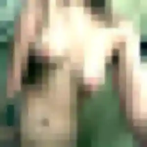 Blanche, 22 ans, dispo pour plan cul à Le Monteil