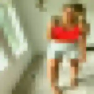 Ornella, femme de 22 ans propose plan cul à Le Perrey