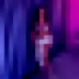 Elena (37 ans) à Le Plessis-Robinson propose une rencontre ce soir