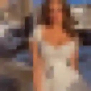 Photo de Heloise à Le Pré-d'Auge (23 ans) - plan cul anonyme