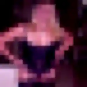 Profil de Anne-Marie à Le Rousset-Marizy (27 ans) - plan cul gratuit