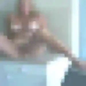 Photo exclusive de Hajar, 42 ans à Le Tronchet - rencontre sans lendemain