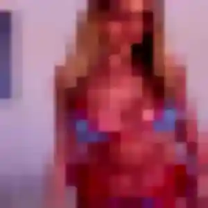 Lou-Anne, 30 ans, disponible à Le Tronchet pour une rencontre coquine