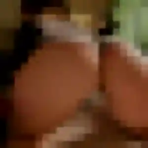 Photo de Marie-Helene à Le Vauclin (31 ans) - plan cul sans inscription