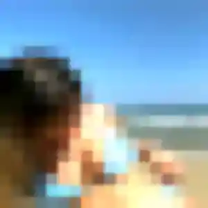 Alexandra, 33 ans, disponible à Le Vieux-Bourg pour un plan cul