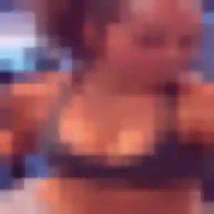 Photo de Verane à Le Vieux-Marché (35 ans) - plan cul discret
